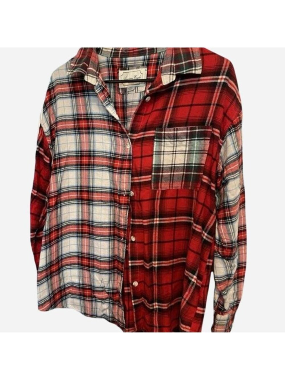 American Eagle red plaid button up shirt Size Small